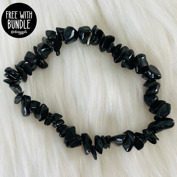 Black Shell Stretch Bracelet - Picture 1 of 4